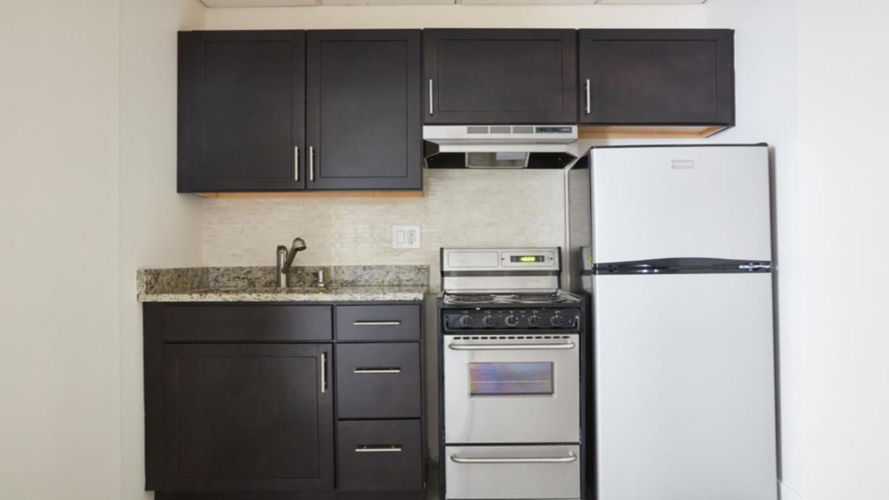 Charming Downtown Crossing Suites By Sonder Everett Eksteriør billede